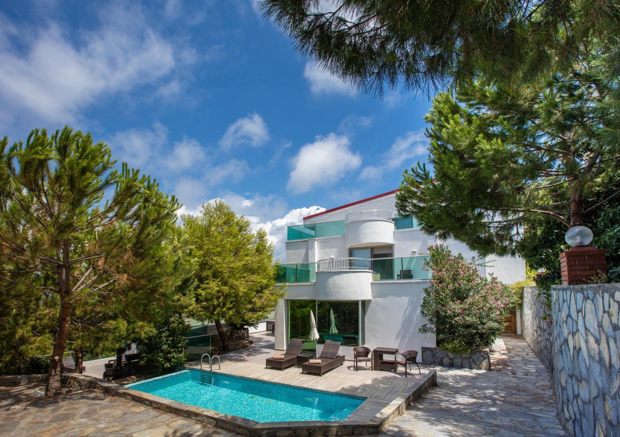 松树湾旅游度假酒店 库萨达斯 外观 照片 Villa in Porto Cervo